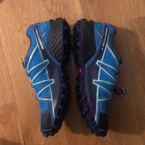 SALOMON SPEEDCROSS 4 in size 7.5 worn once